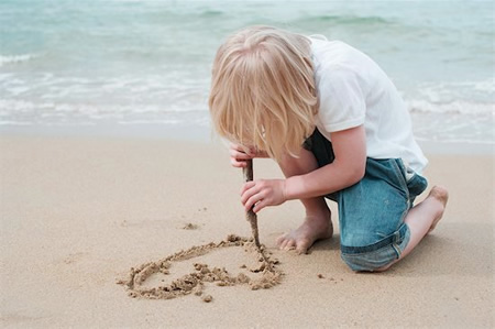 Ni&ntilde;os &iacute;ndigo cristal