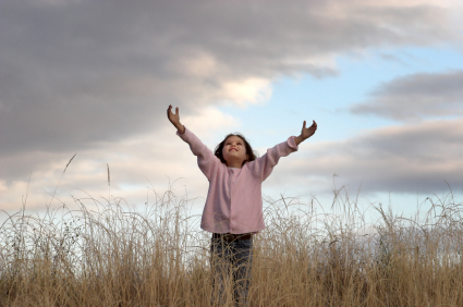 Ni&ntilde;o fuerte en el mundo